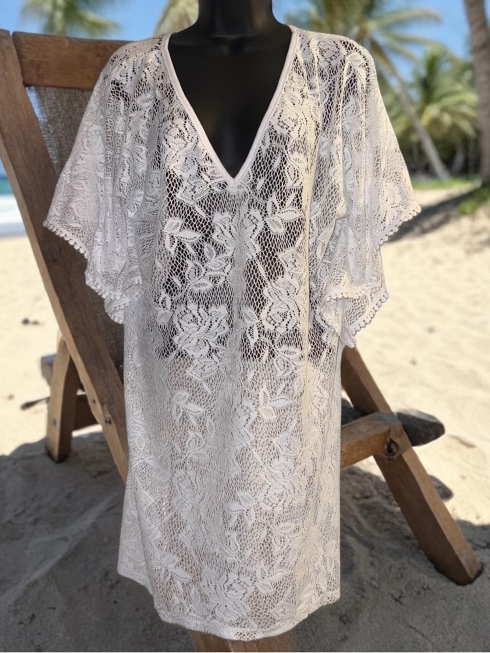Wearabouts white lace v neck short caftan sleeve swimsuit coverup